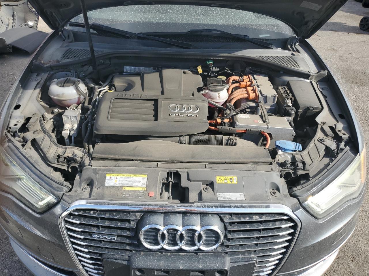 AUDI A3 E-TRON PREMIUM PLUS 2016
