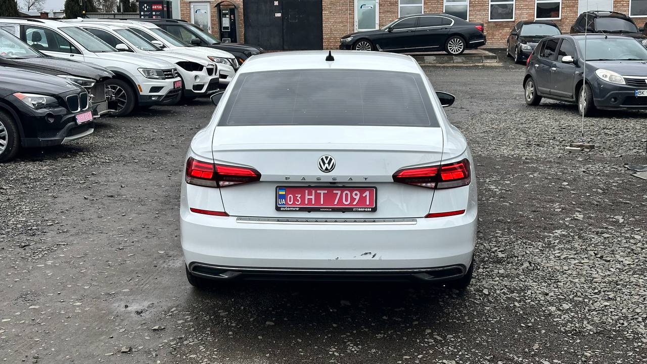 VOLKSWAGEN PASSAT SE 2021