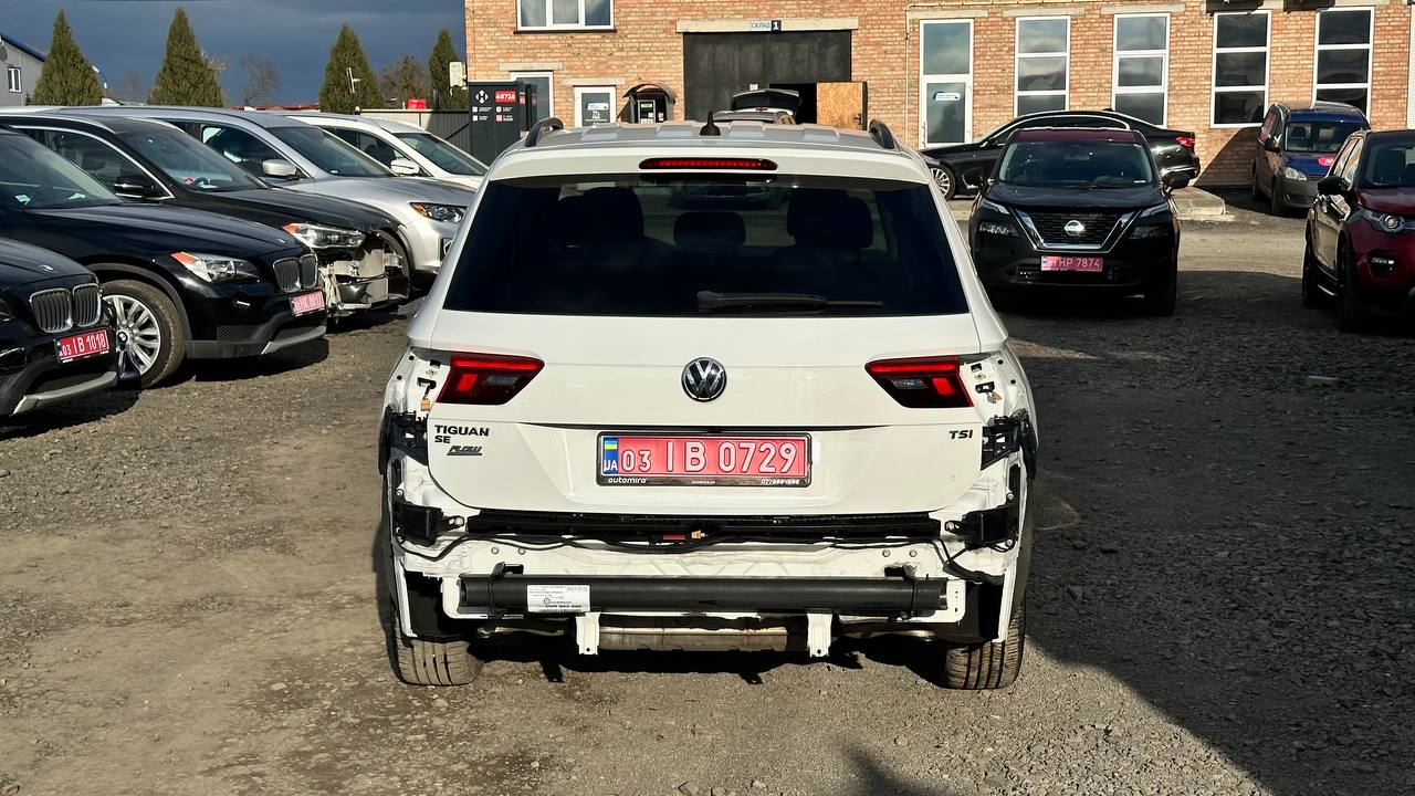 VOLKSWAGEN TIGUAN SE 2017