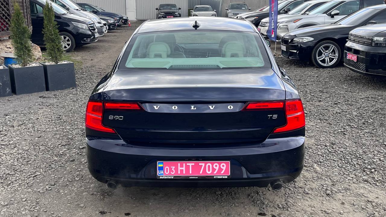 VOLVO S90 T5 MOMENTUM 2016