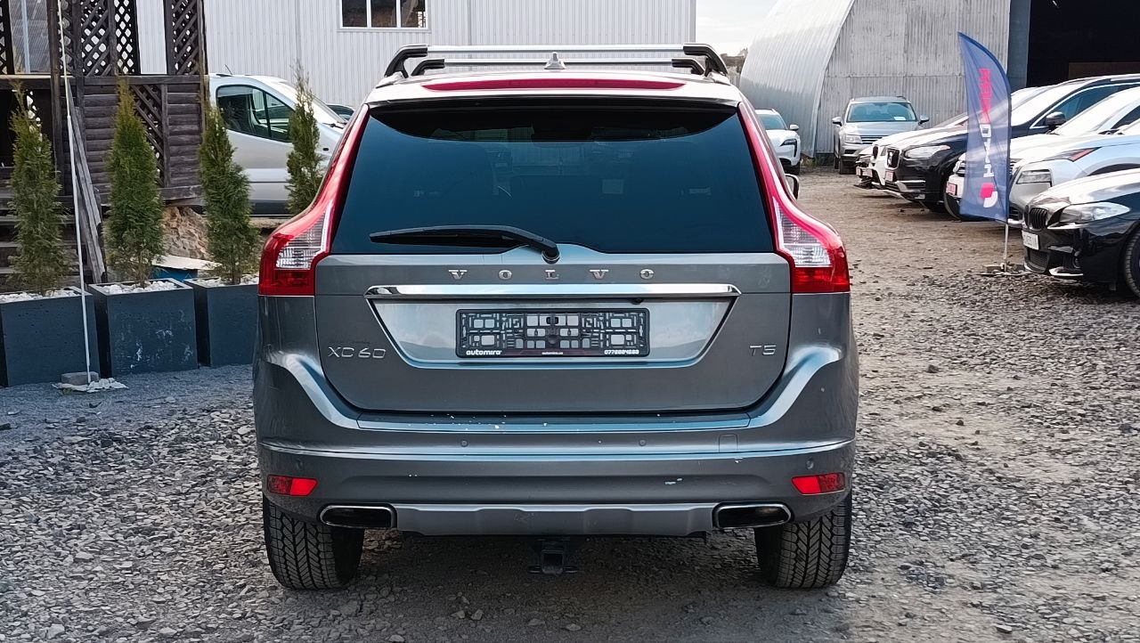 VOLVO XC60 T5 INSCRIPTION 2016