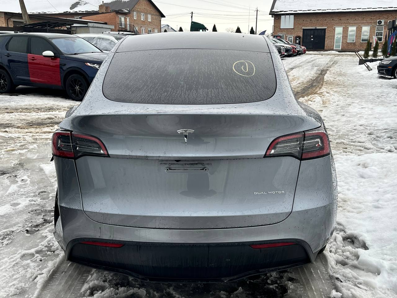 TESLA MODEL Y AWD DUAL MOTOR 2024