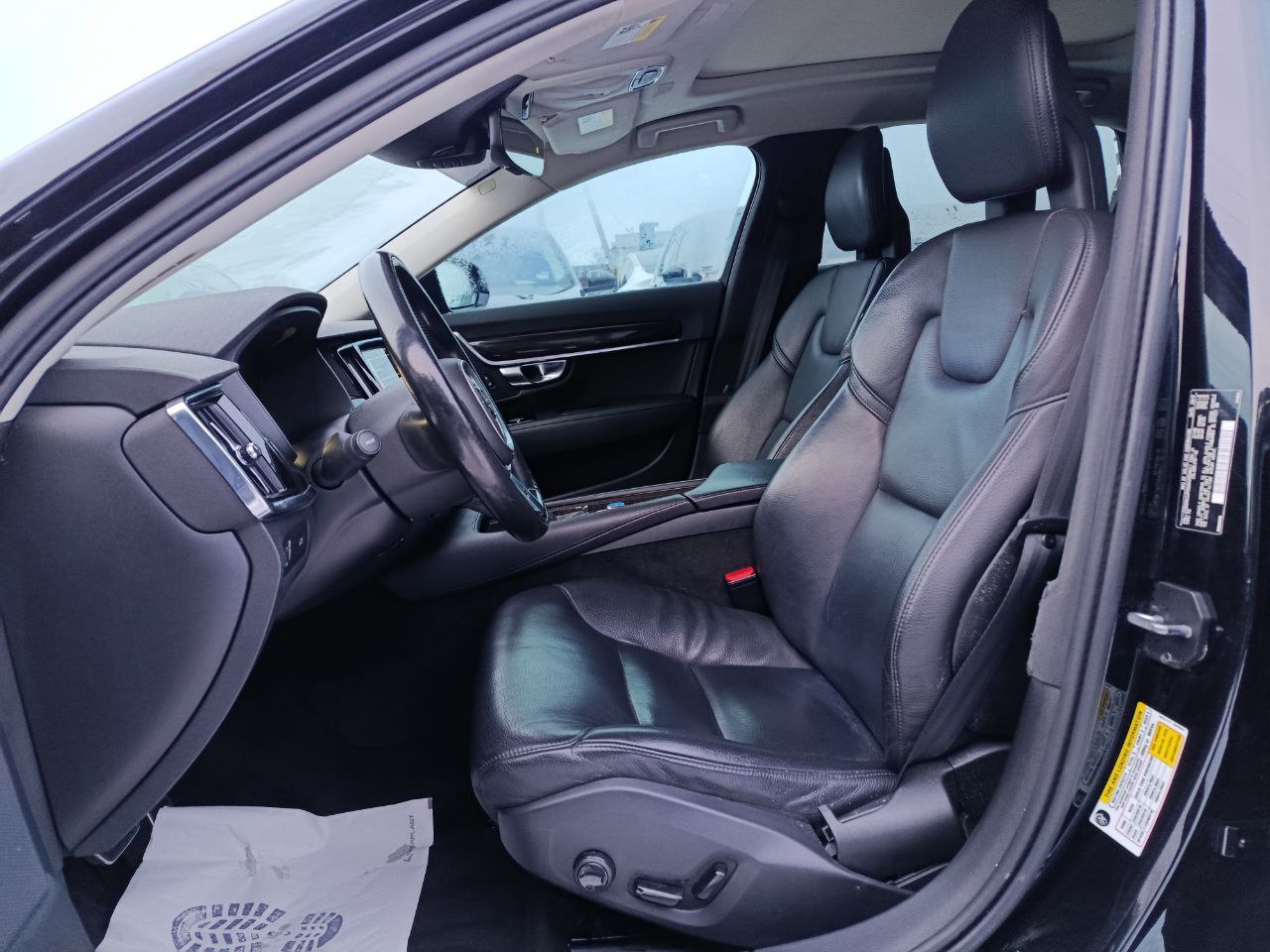 VOLVO S90 T5 MOMENTUM 2017