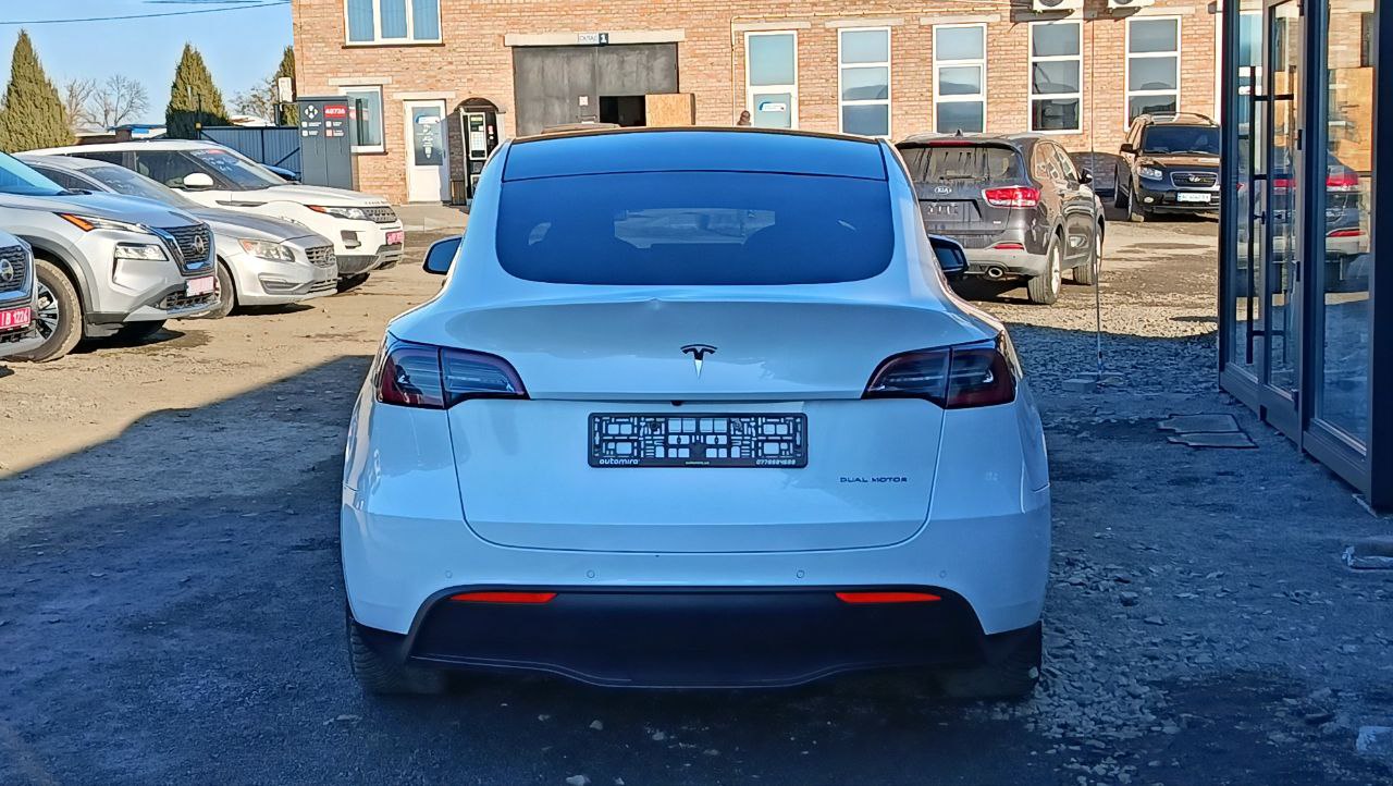 TESLA MODEL Y DUAL MOTOR 2020