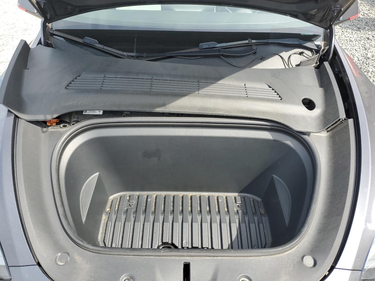 TESLA MODEL Y DUAL MOTOR 2021