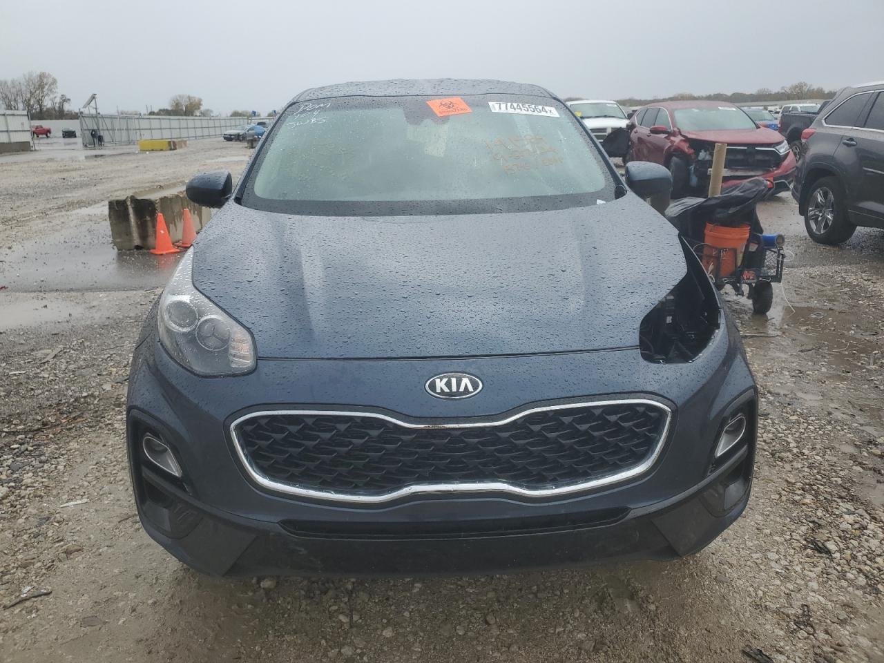 KIA SPORTAGE LX 2021