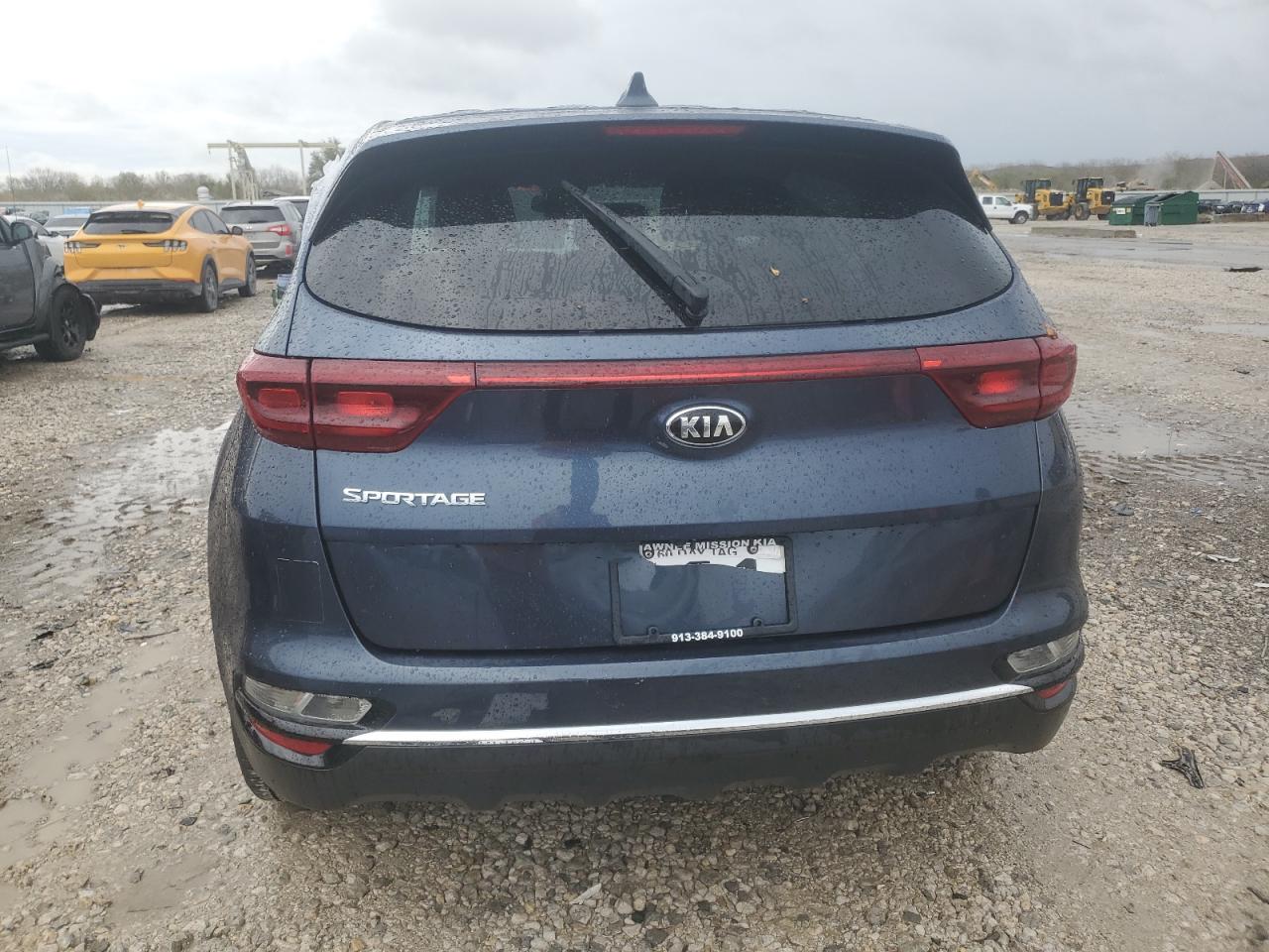 KIA SPORTAGE LX 2021