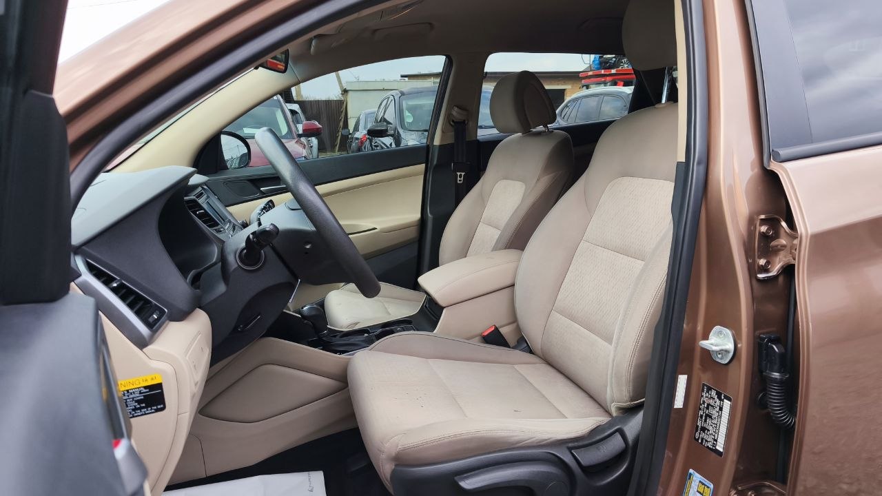 HYUNDAI TUCSON SE LIMITED 2016