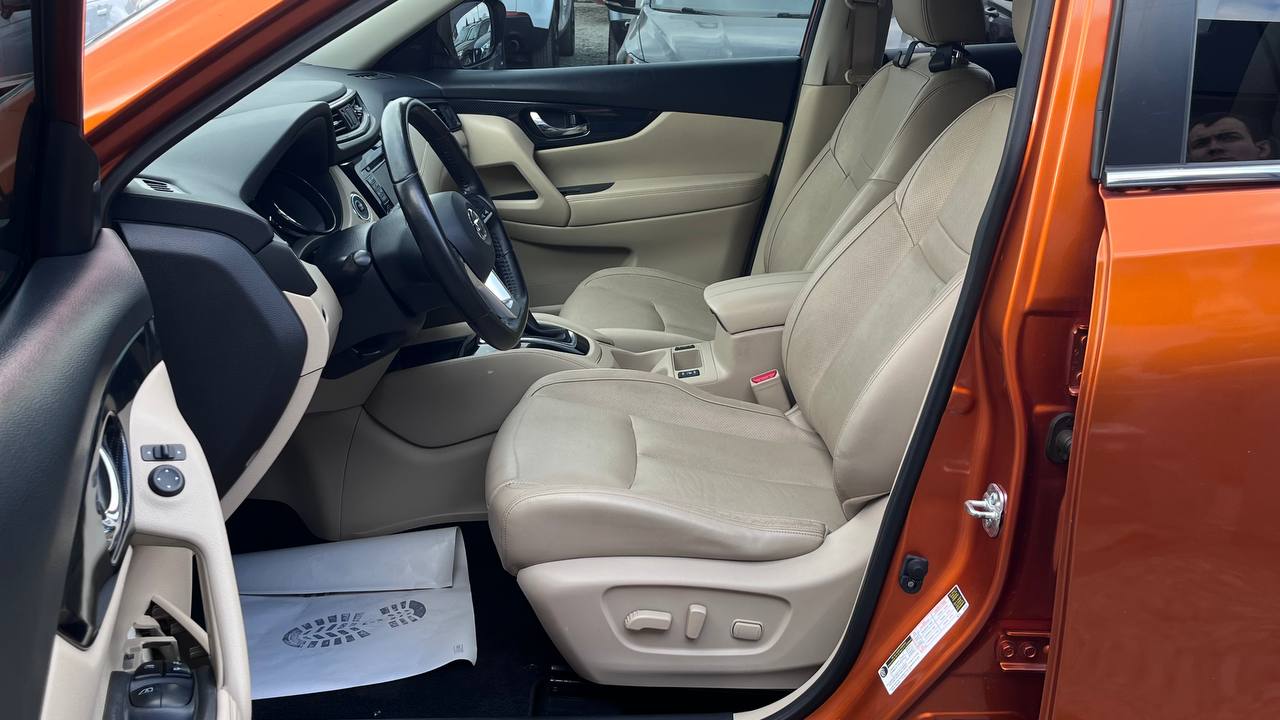 NISSAN ROGUE SL 2017