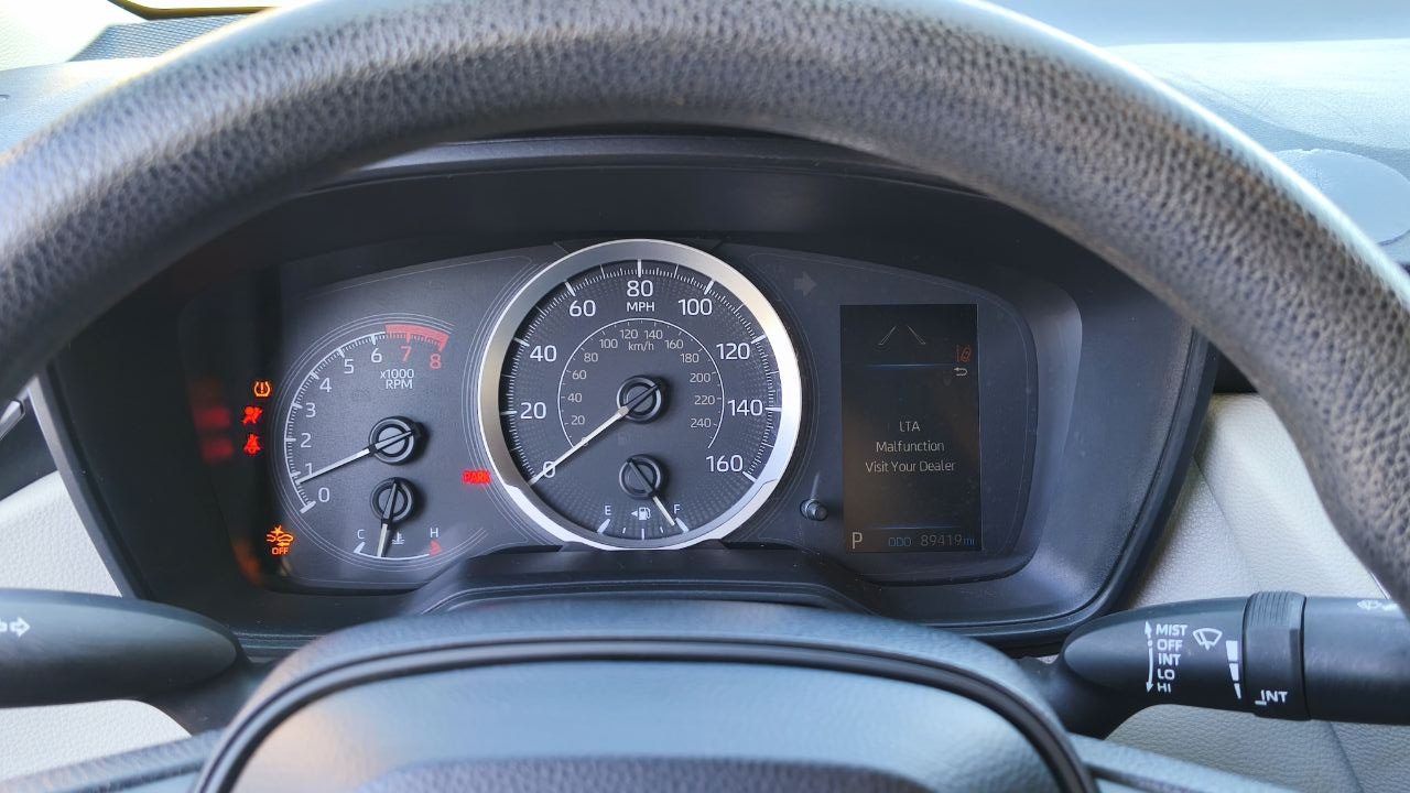 TOYOTA COROLLA LE 2019