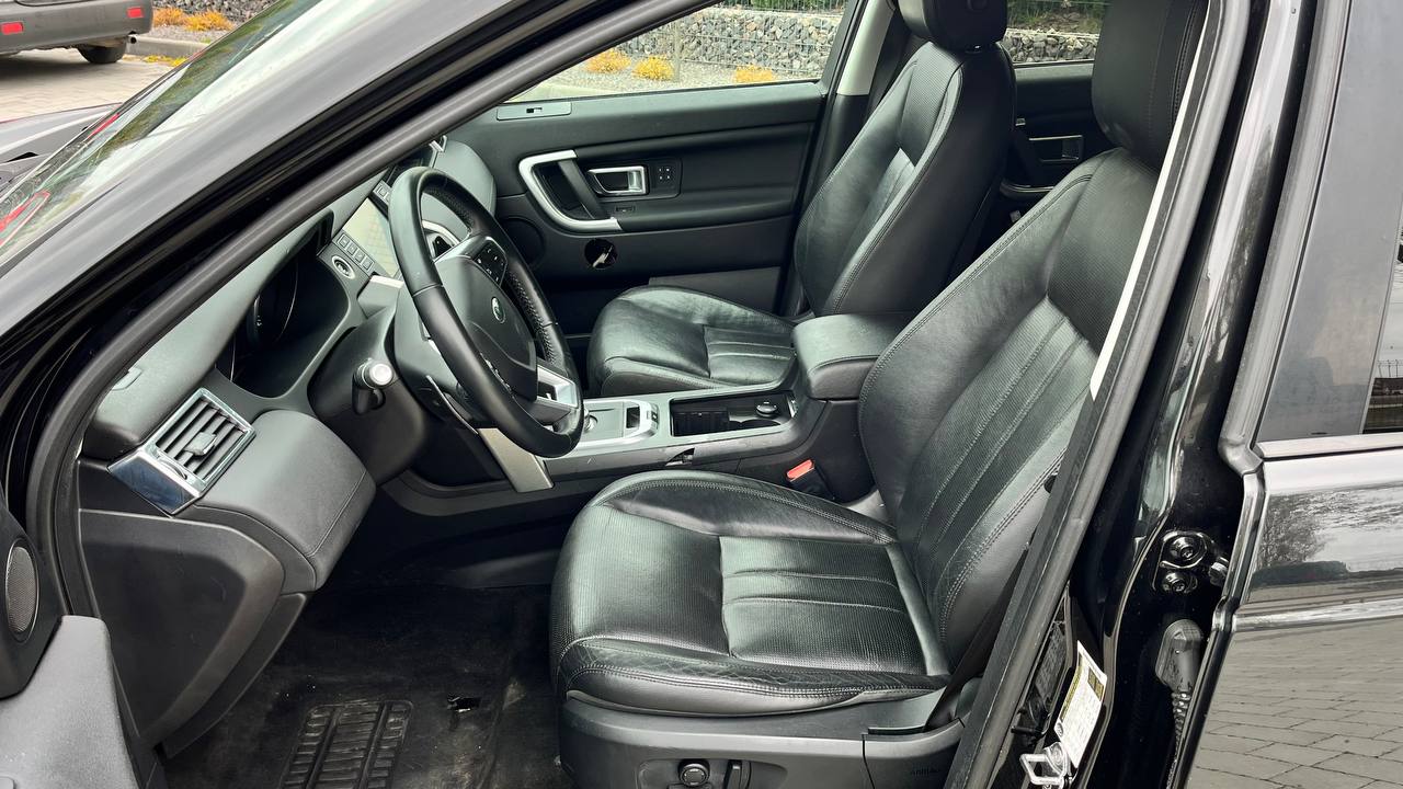 LAND ROVER DISCOVERY SPORT HSE 2015