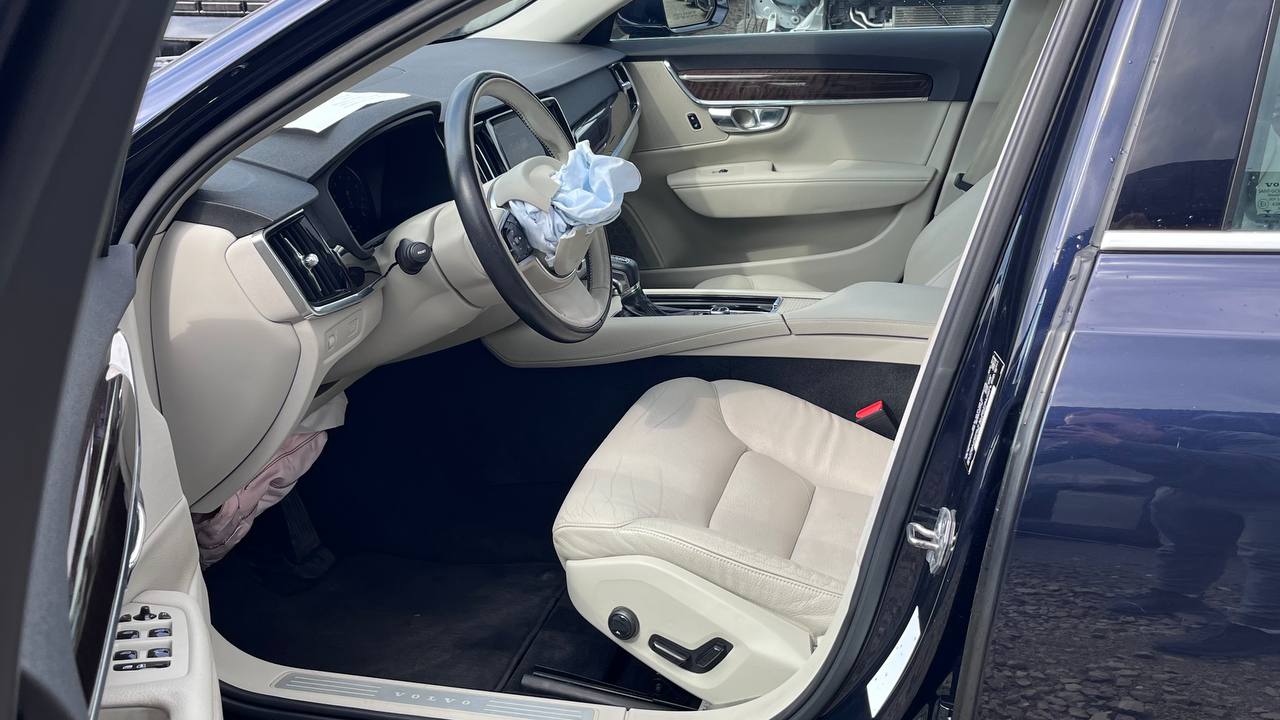 VOLVO S90 T5 MOMENTUM 2016