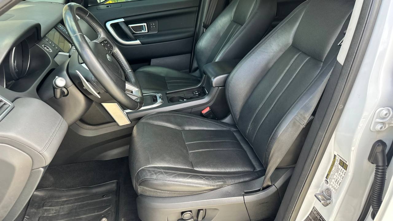 LAND ROVER DISCOVERY SPORT HSE 2015