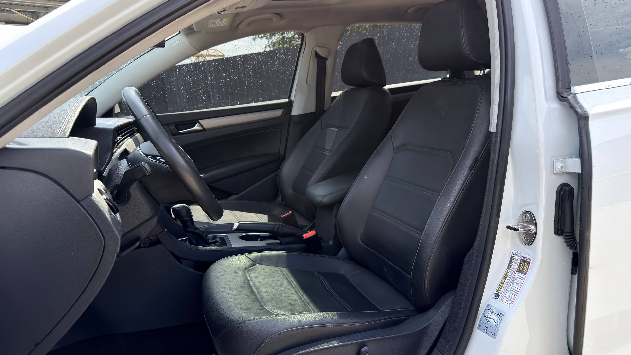 VOLKSWAGEN PASSAT SE 2021