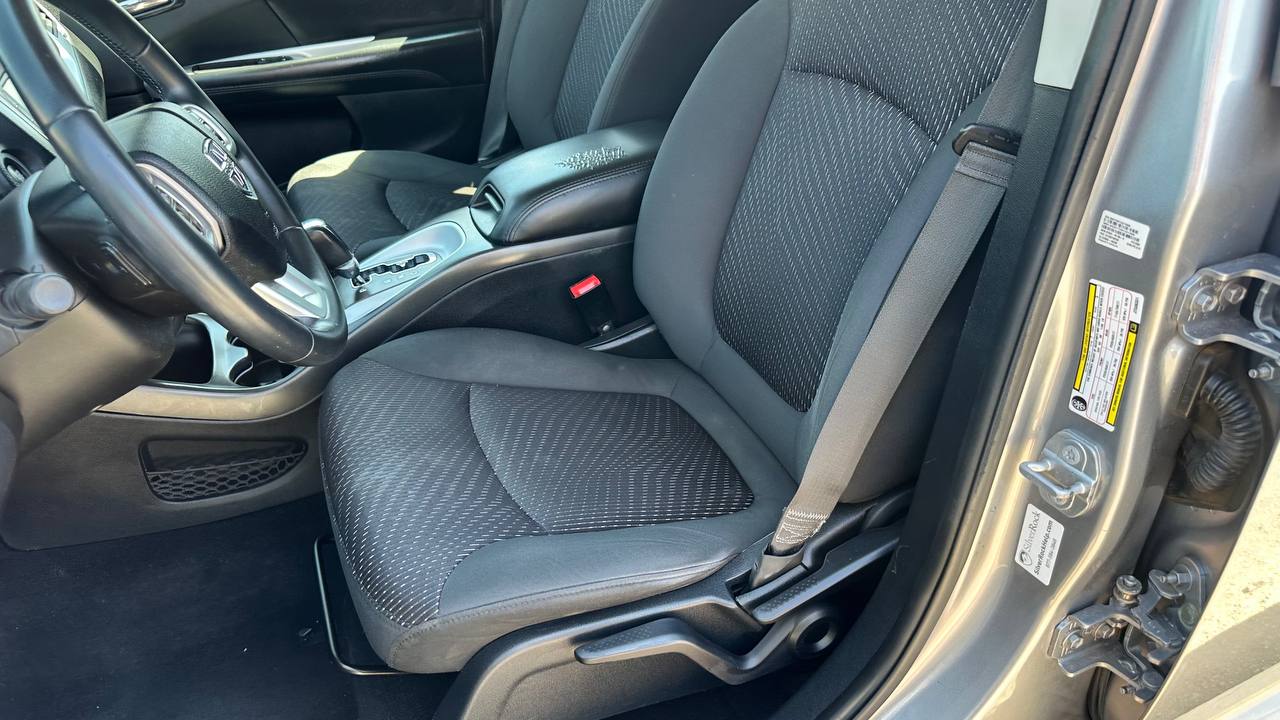 DODGE JOURNEY SE 2018