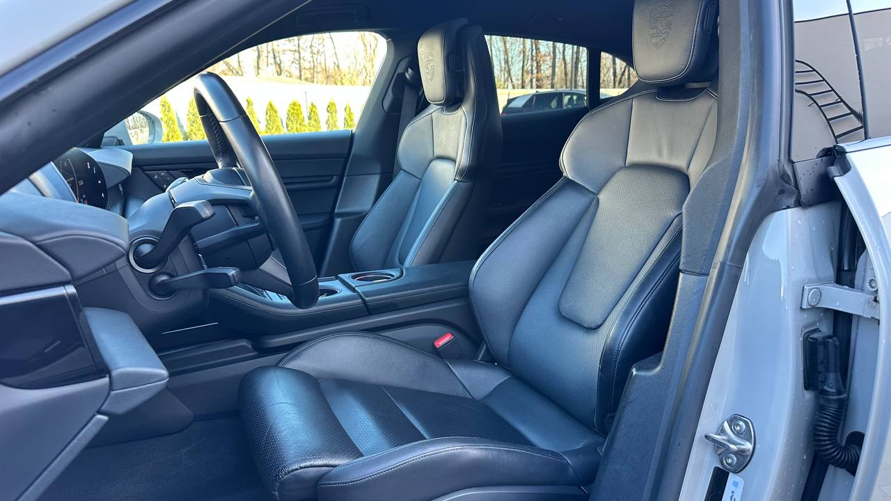 PORSCHE TAYCAN CROSS TURISMО