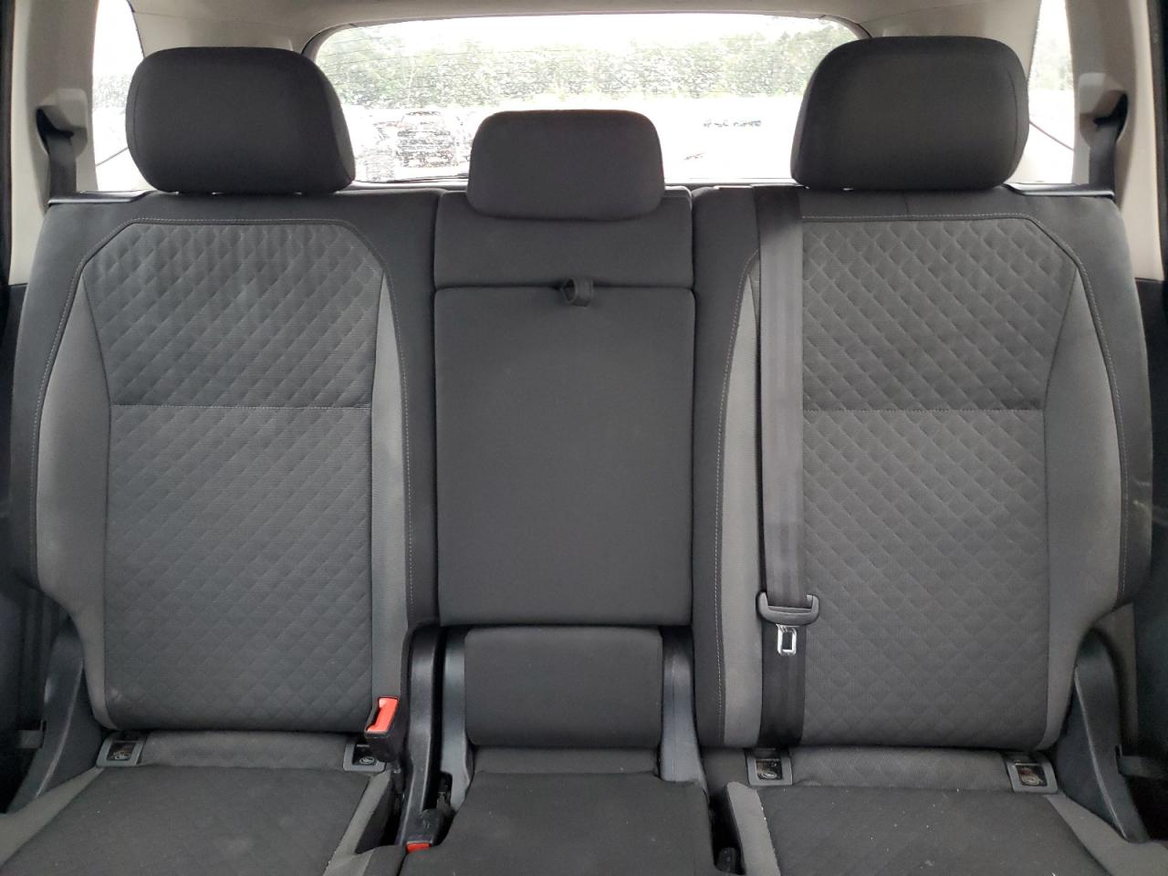 VOLKSWAGEN TIGUAN S 2020