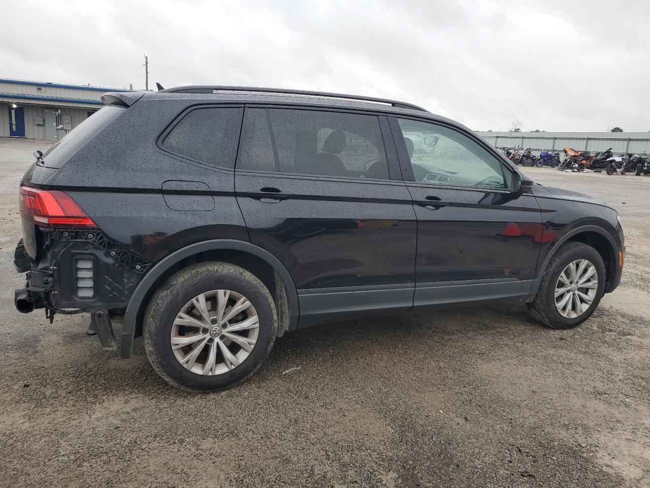 VOLKSWAGEN TIGUAN S 2020