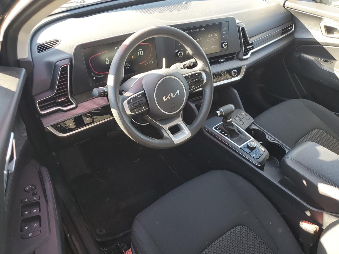 KIA SPORTAGE LX 2023