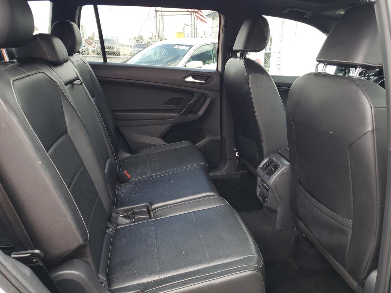 VOLKSWAGEN TIGUAN SE R-LINE 2021