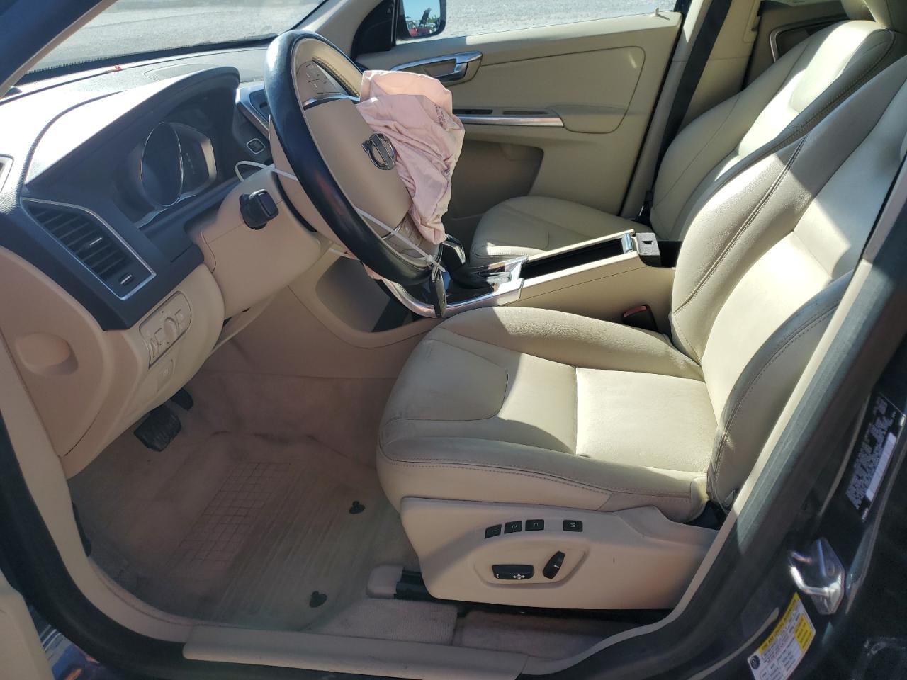 VOLVO XC60 T5 PLATINUM 2015