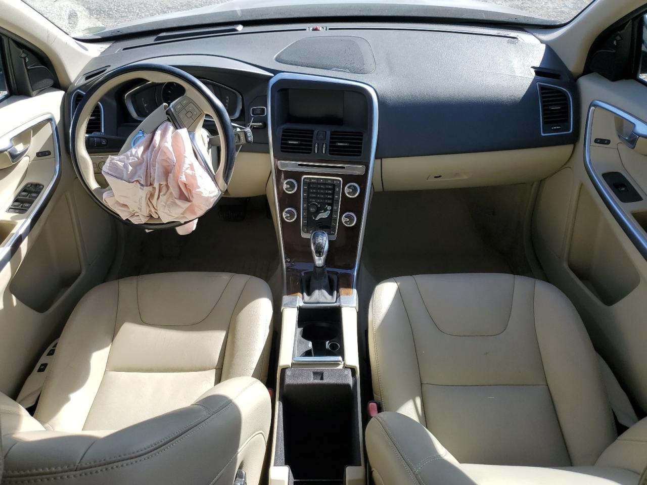 VOLVO XC60 T5 PLATINUM 2015