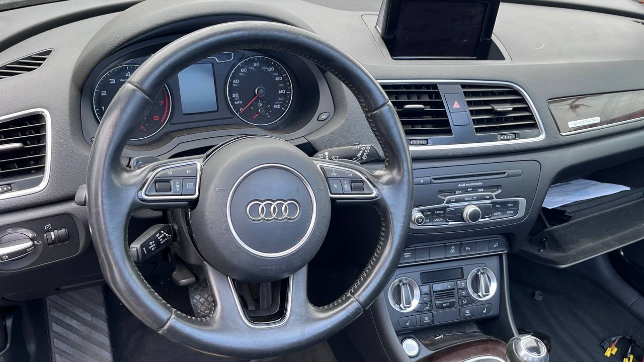 AUDI Q3 PRESTIGE 2014