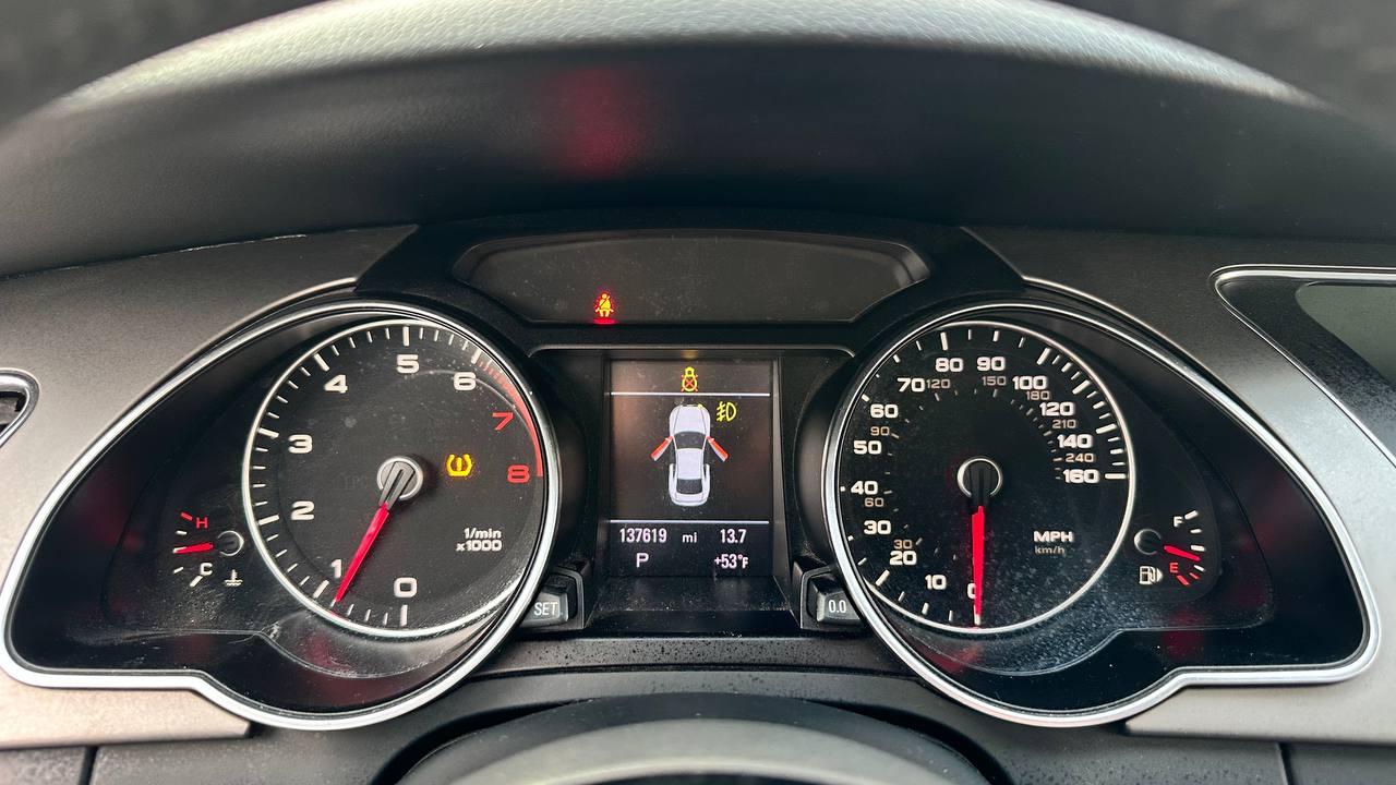 AUDI A5 PREMIUM PLUS 2013