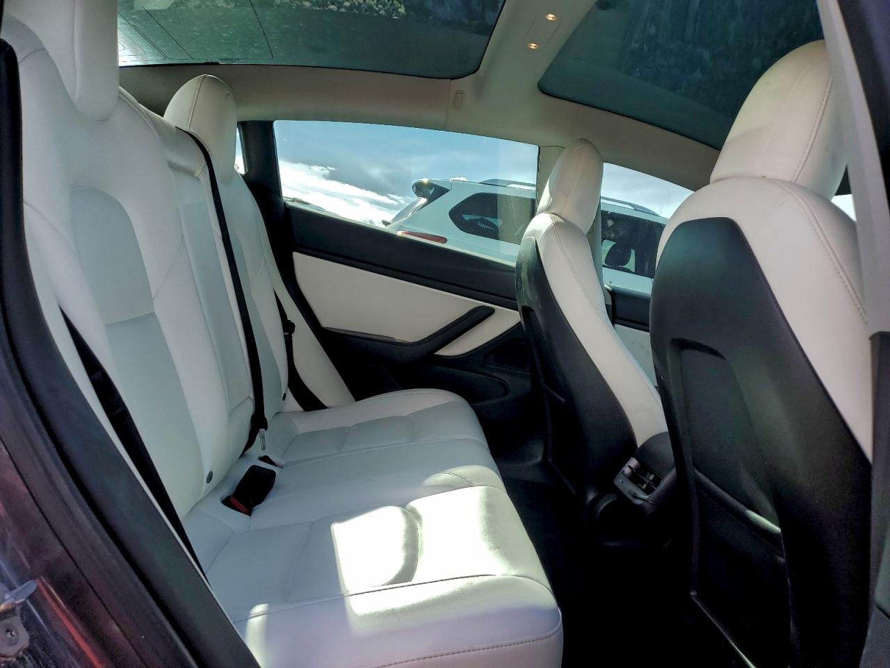 TESLA MODEL 3 DUAL MOTOR 2020