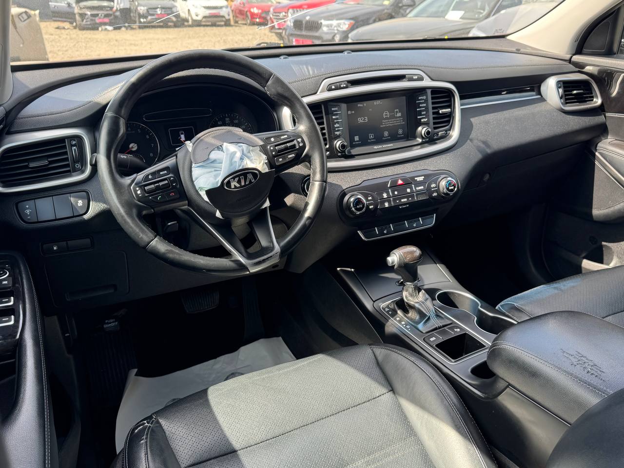 KIA SORENTO LX 2017