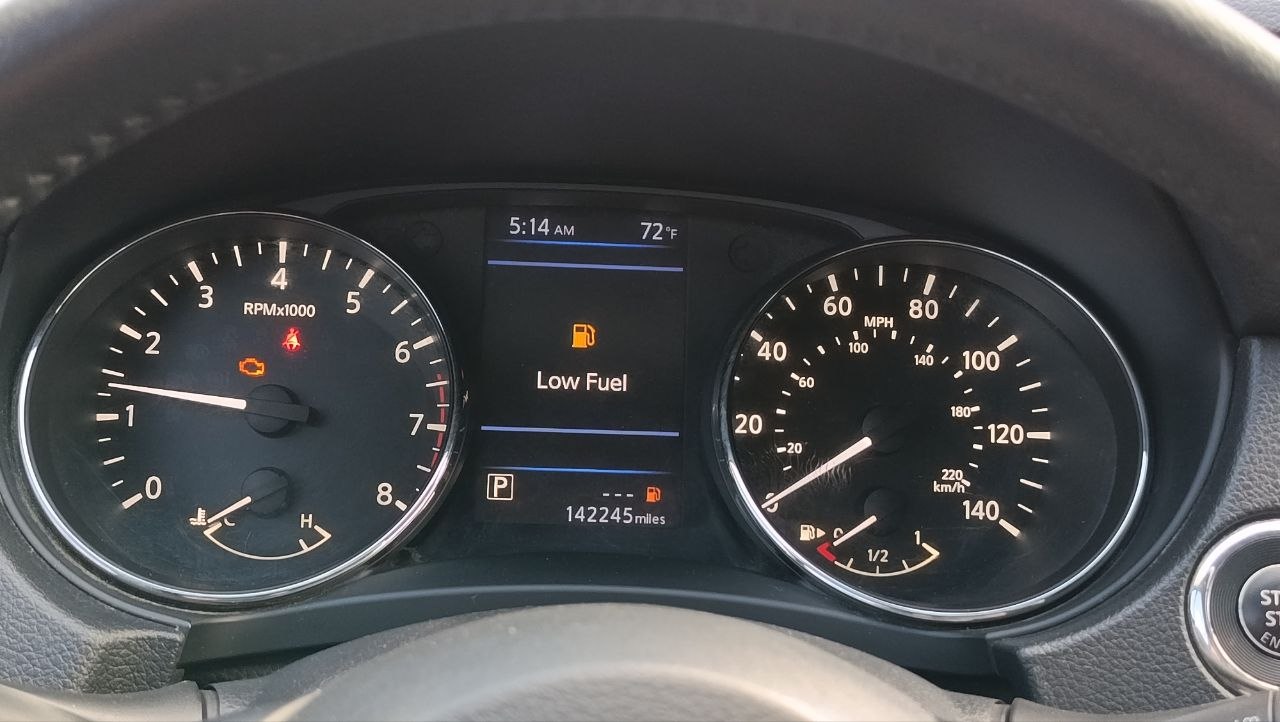 NISSAN ROGUE SV 2019