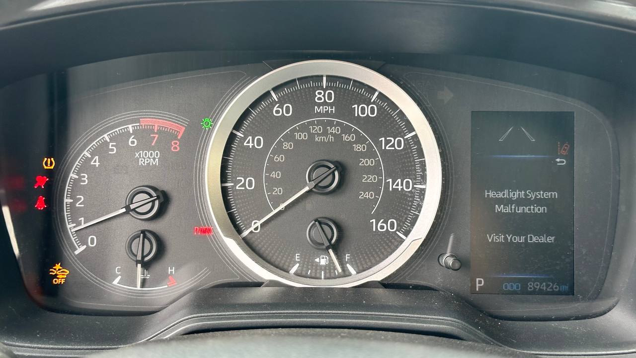 TOYOTA COROLLA LE 2019