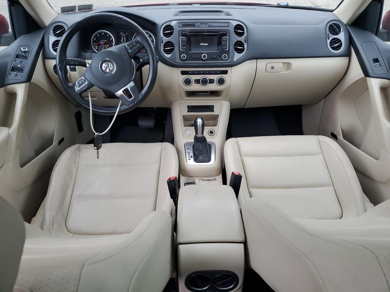 VOLKSWAGEN TIGUAN S 2014