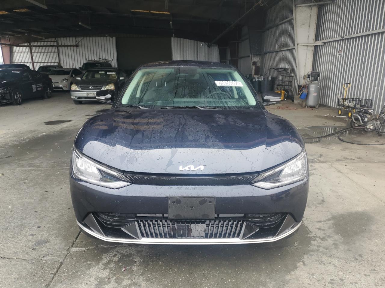 KIA EV6 LIGHT 2023