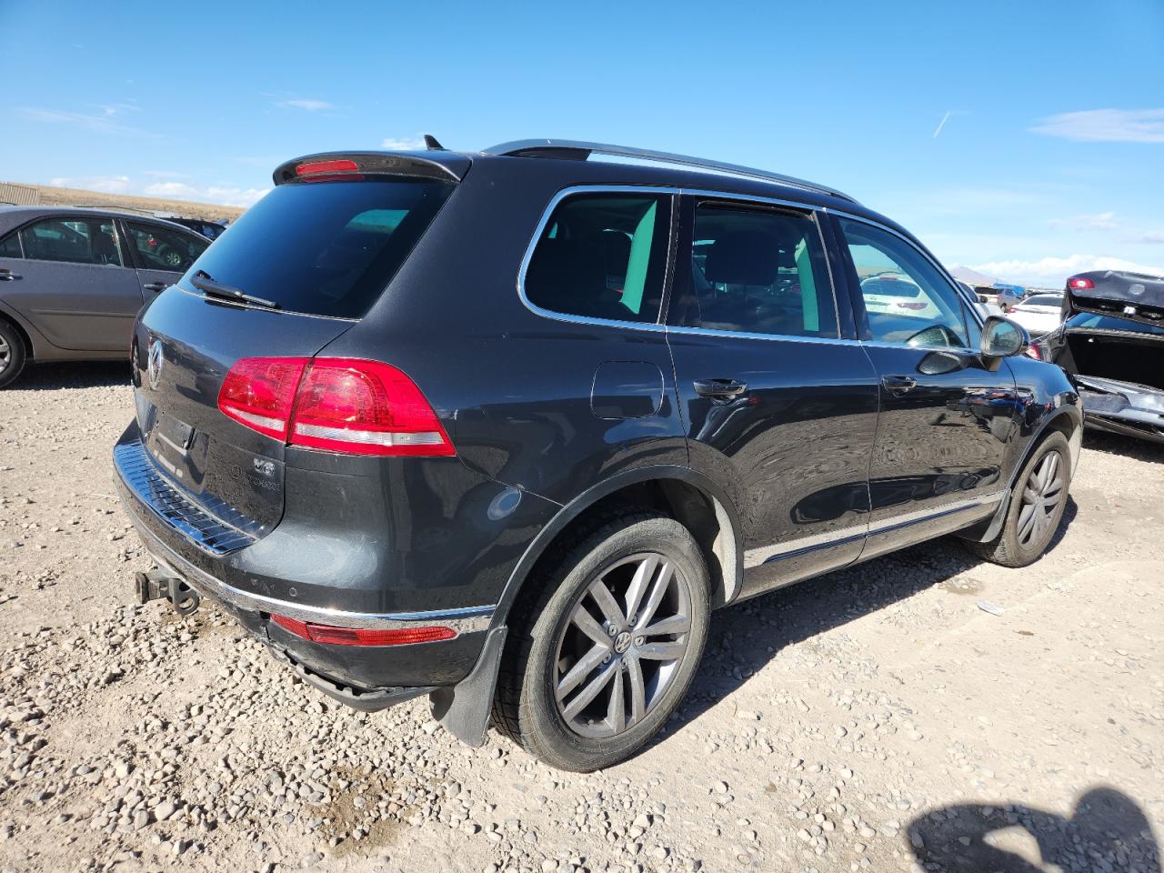 VOLKSWAGEN TOUAREG SPORT 2016