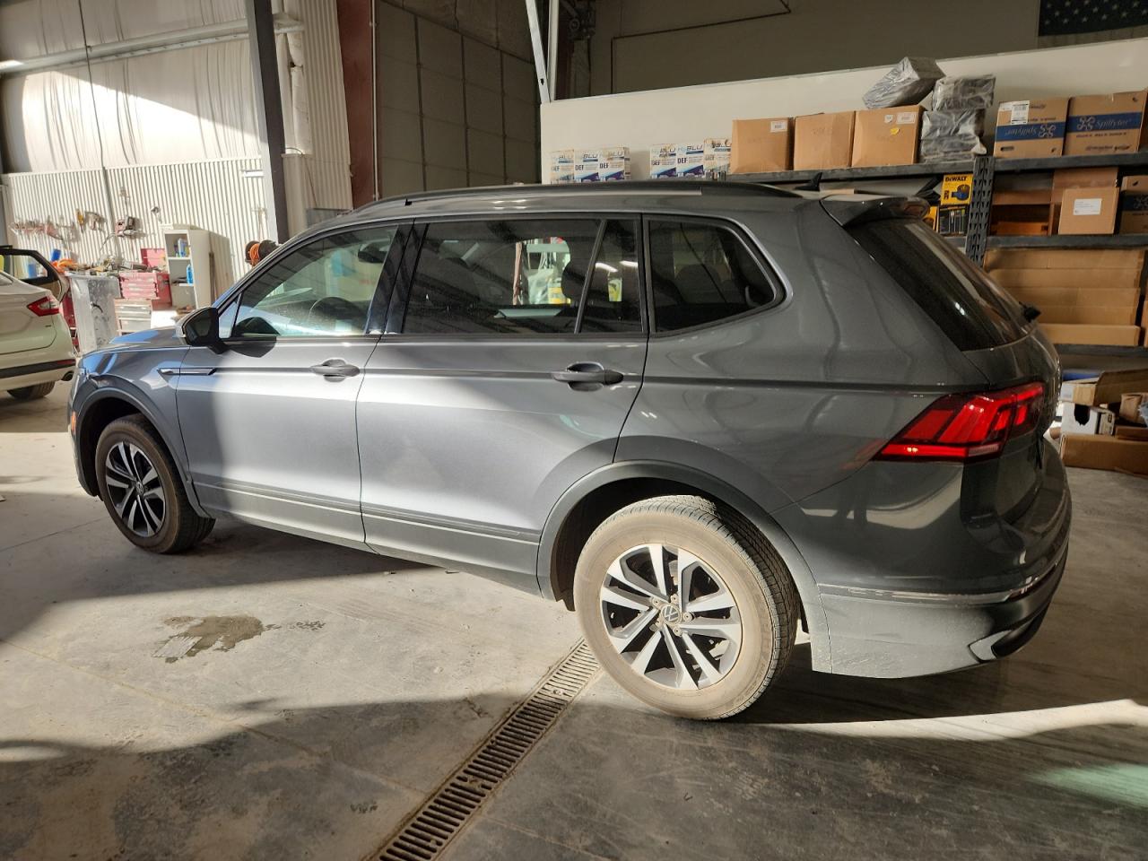 VOLKSWAGEN TIGUAN S 2022