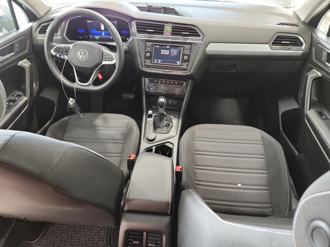 VOLKSWAGEN TIGUAN S 2022