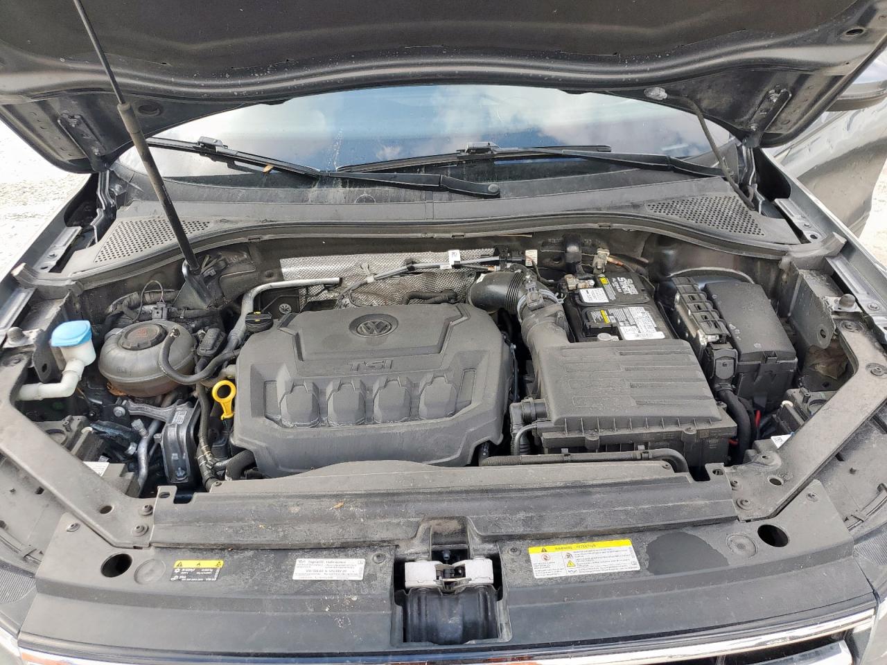 VOLKSWAGEN TIGUAN S 2024