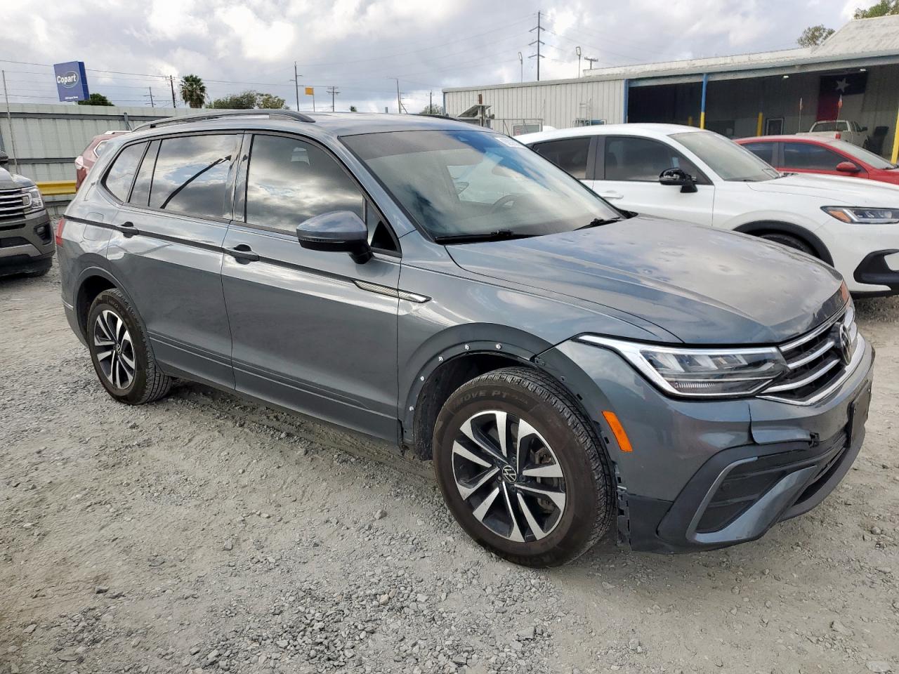 VOLKSWAGEN TIGUAN S 2024