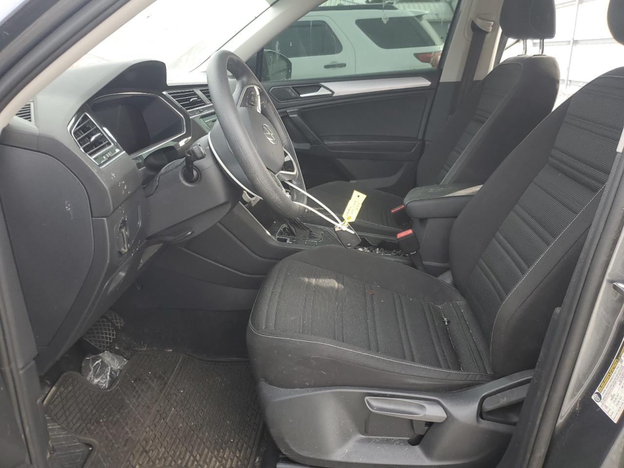 VOLKSWAGEN TIGUAN S 2023