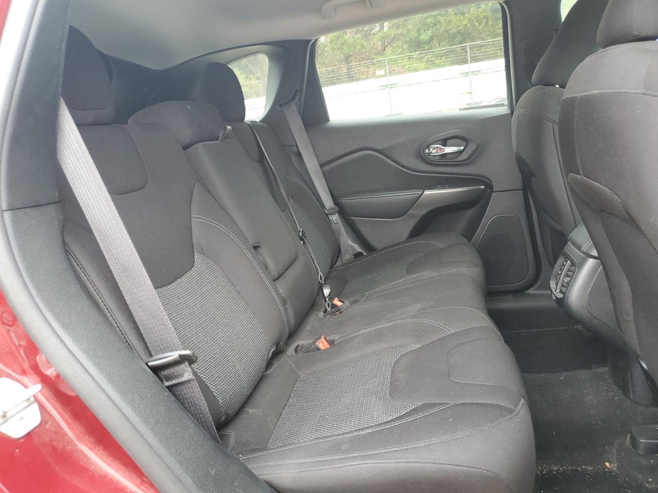 JEEP CHEROKEE LATITUDE 2020