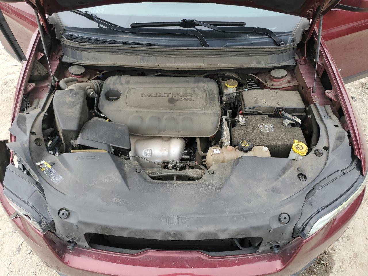 JEEP CHEROKEE LATITUDE 2020