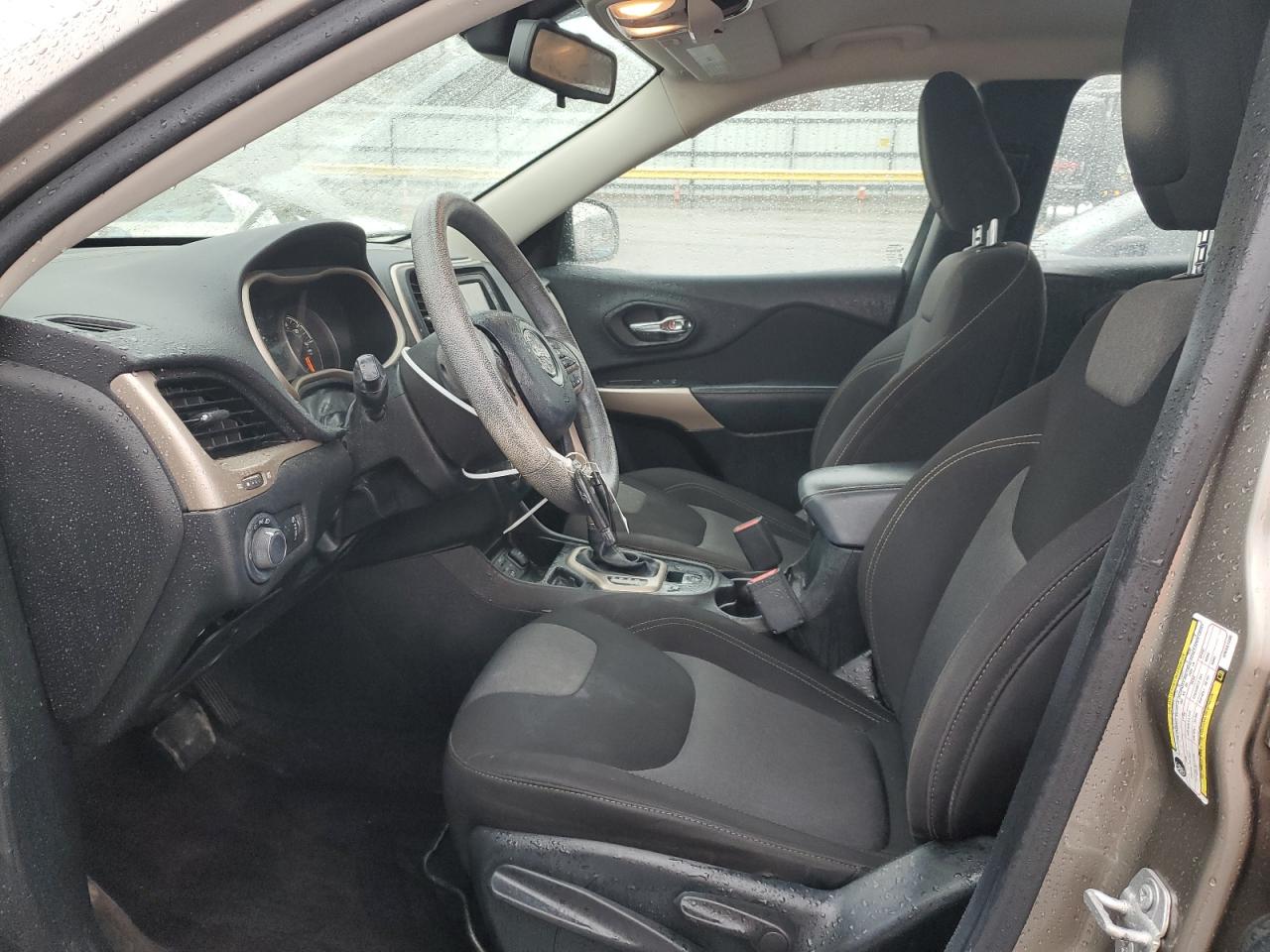 JEEP CHEROKEE SPORT 2017