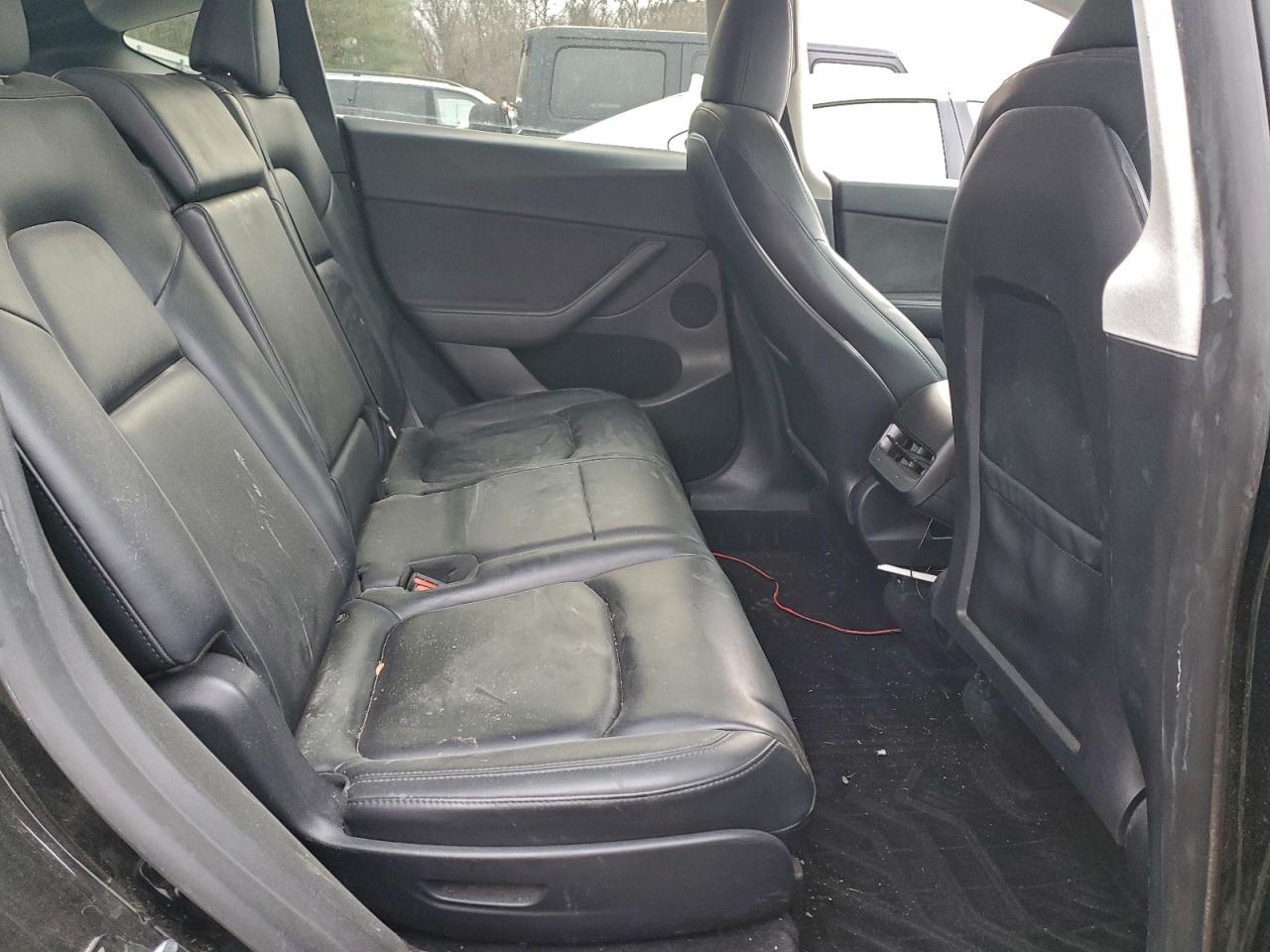 TESLA MODEL Y DUAL MOTOR 2023