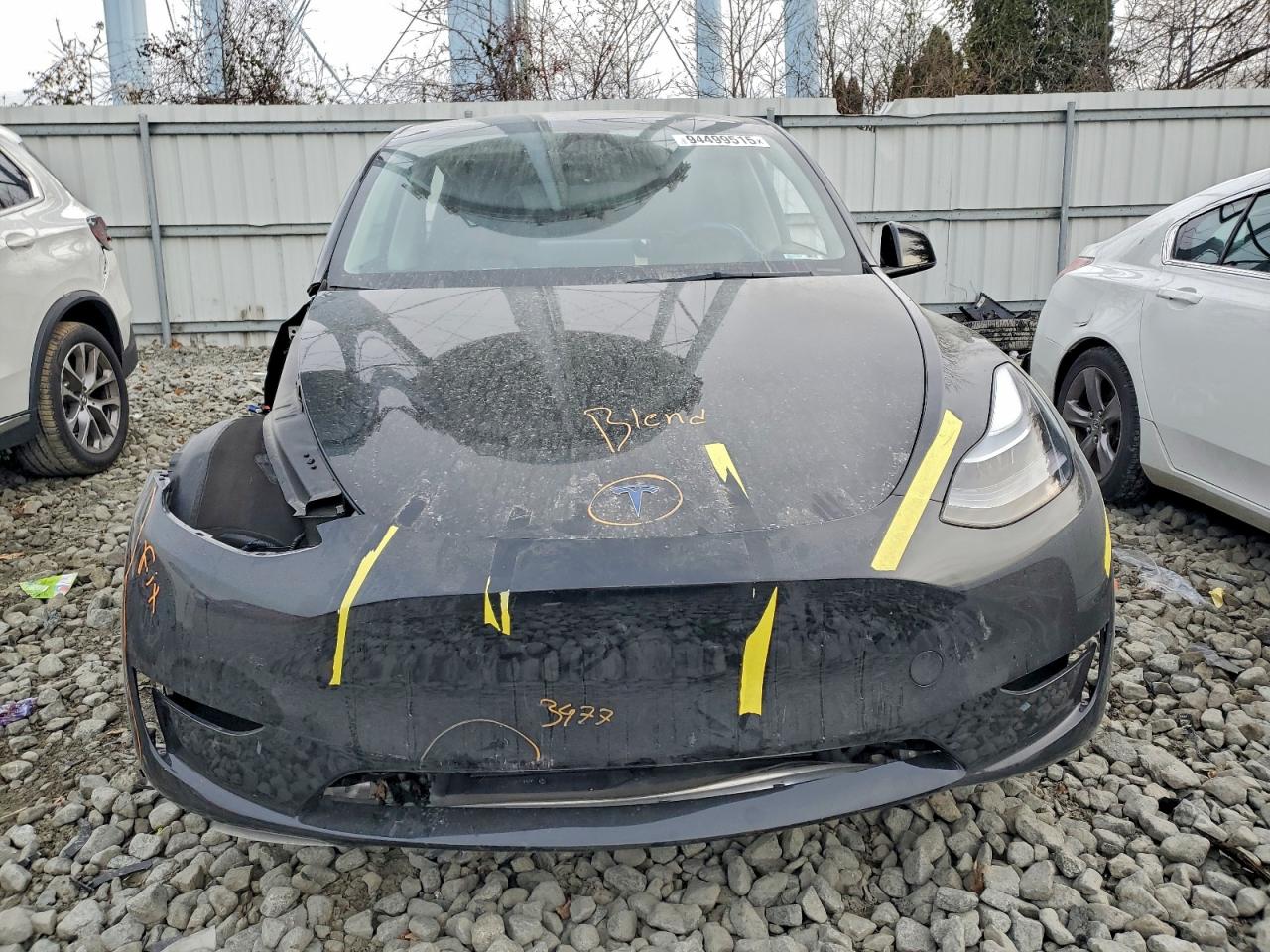 TESLA MODEL Y DUAL MOTOR 2023