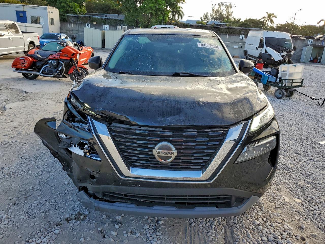 NISSAN ROGUE SV 2021