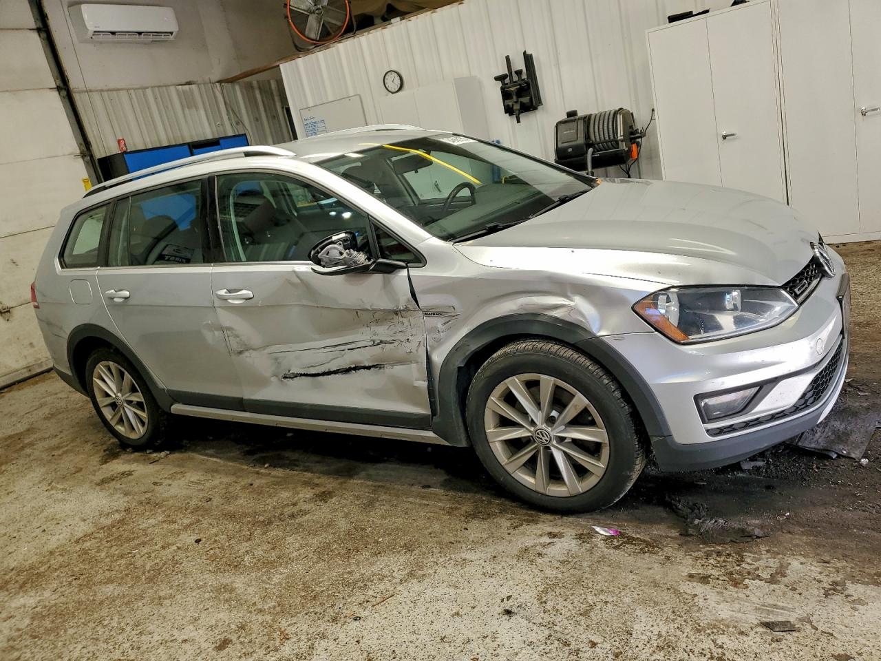 VOLKSWAGEN GOLF ALLTRACK S 2017