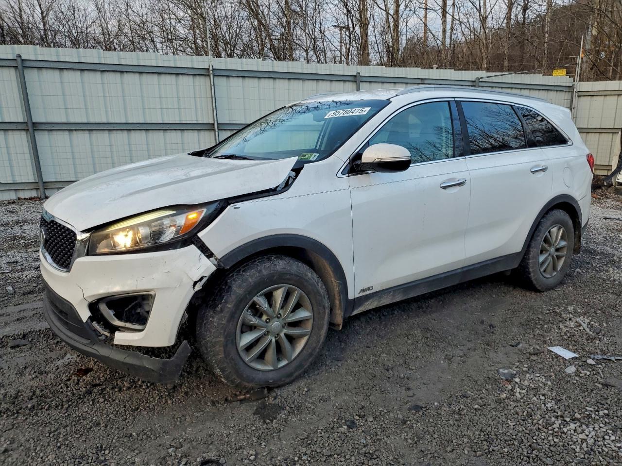 KIA SORENTO LX 2016