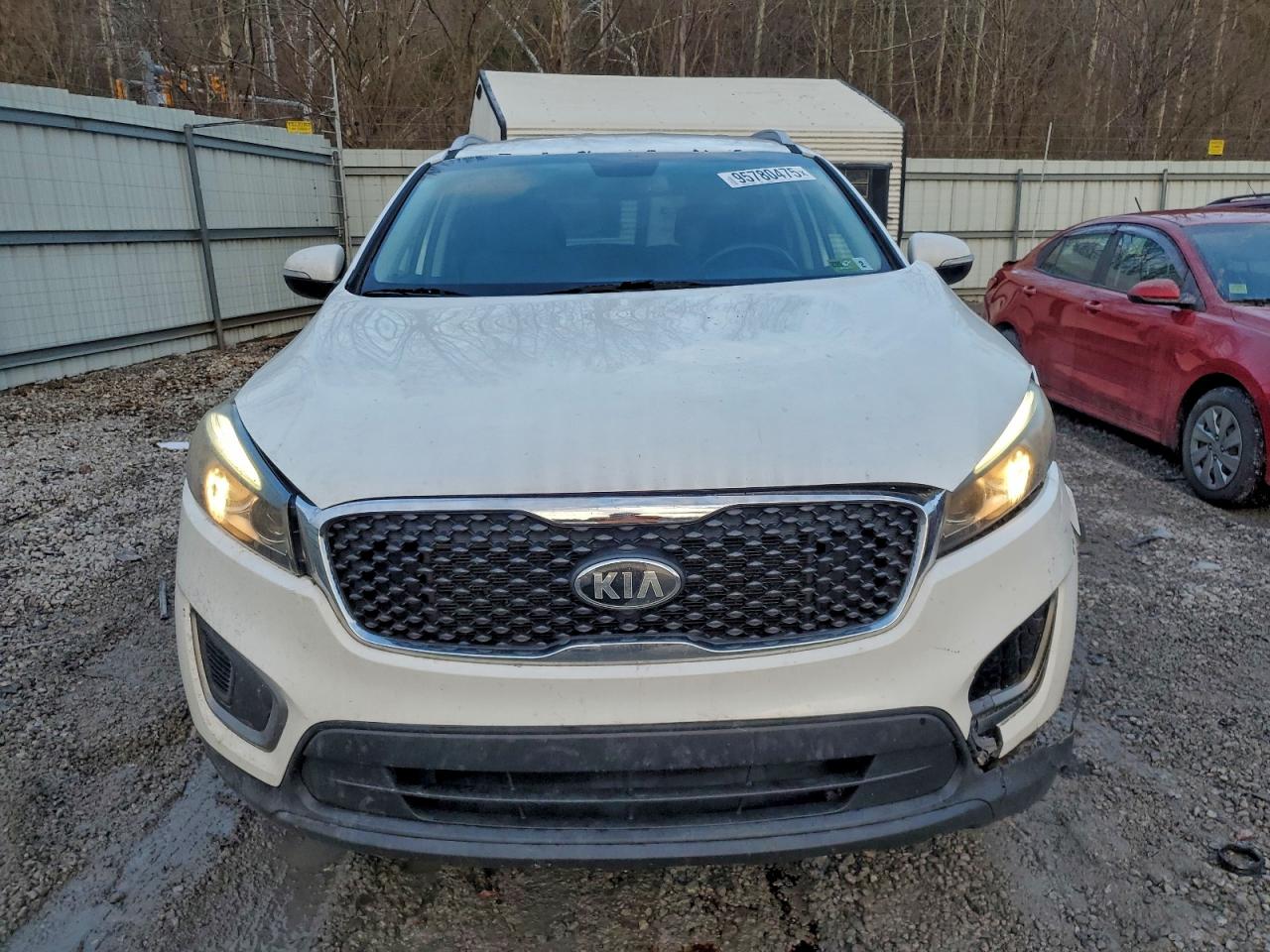 KIA SORENTO LX 2016