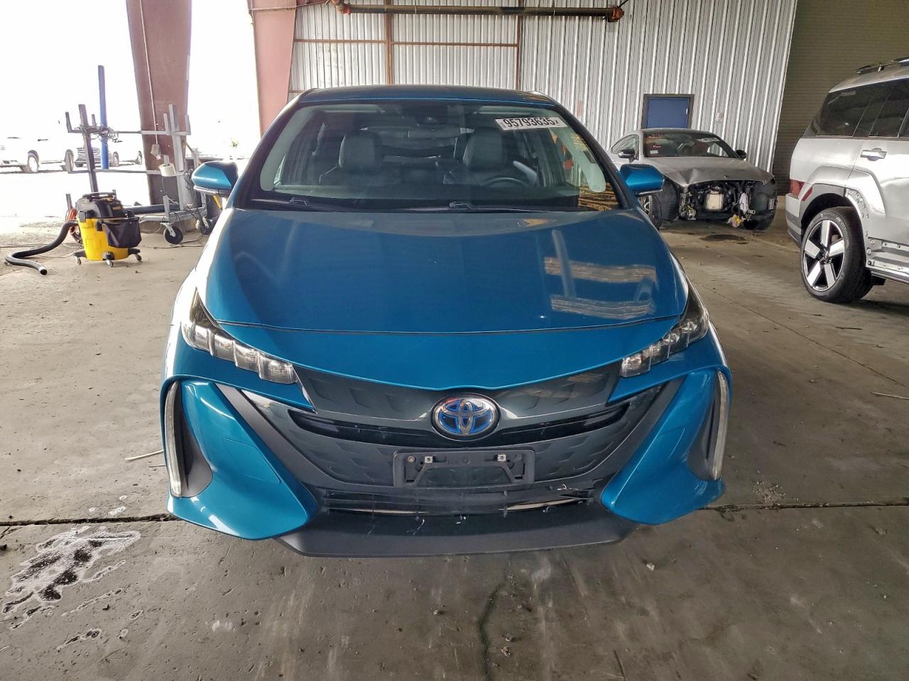 TOYOTA PRIUS PRIME 2018